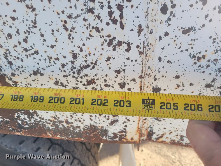 image for item DM1004 1992 Peterbilt 379  dump truck