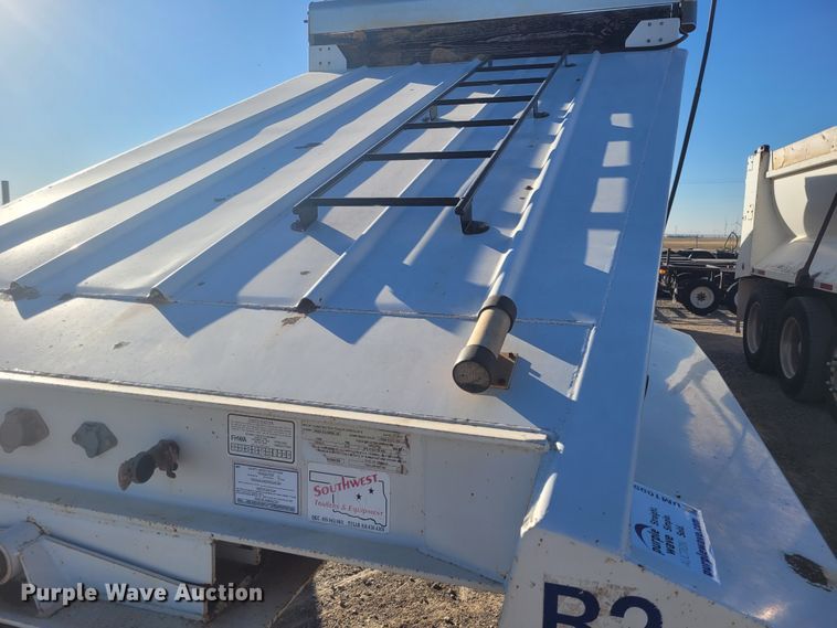 image for item DM1005 2011 CTS  bottom dump trailer