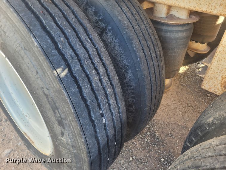 image for item DM1005 2011 CTS  bottom dump trailer