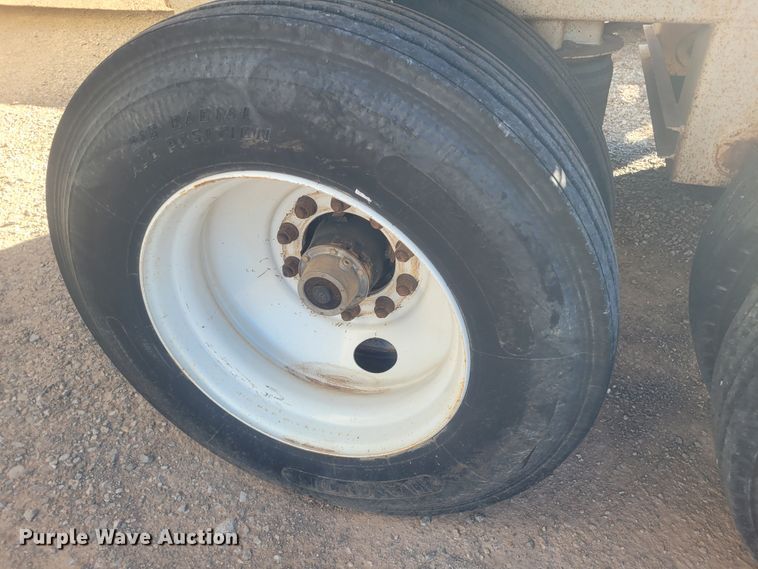 image for item DM1005 2011 CTS  bottom dump trailer