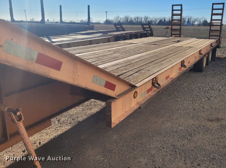 image for item DM1006 2008 Kaufman R25T  drop deck trailer