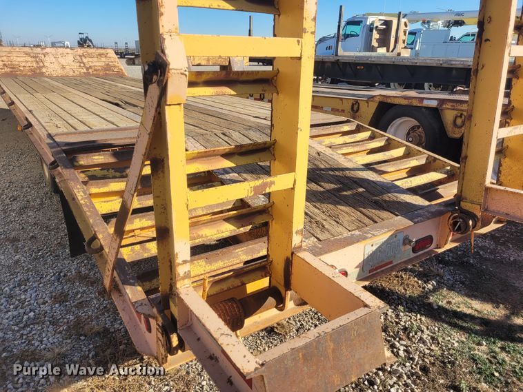 image for item DM1006 2008 Kaufman R25T  drop deck trailer