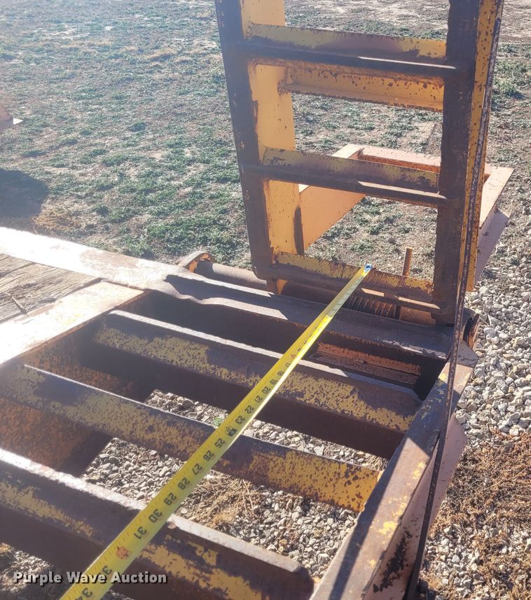 image for item DM1006 2008 Kaufman R25T  drop deck trailer