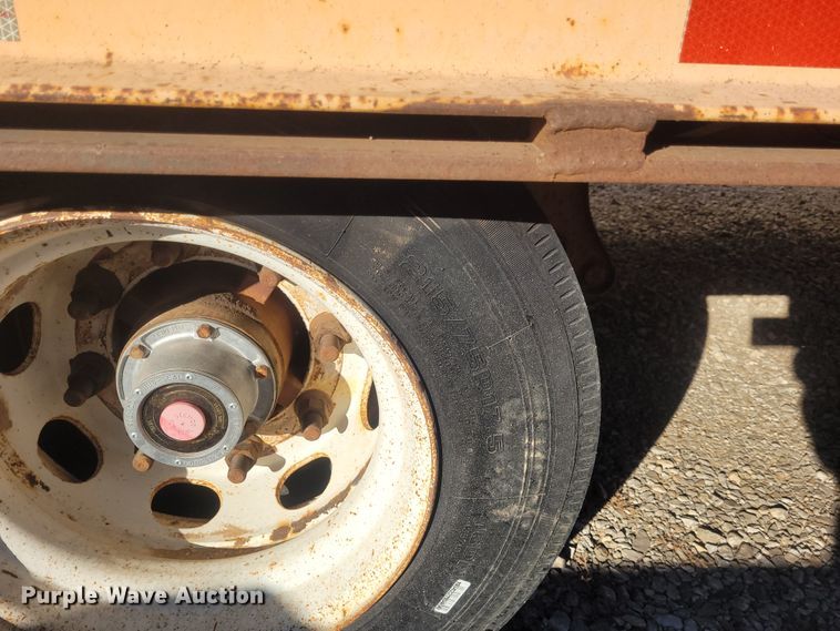 image for item DM1006 2008 Kaufman R25T  drop deck trailer