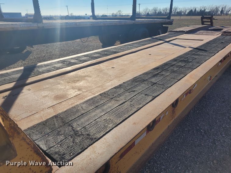 image for item DM1007 1997 Atoka 22-FLLE-50-3  drop deck trailer