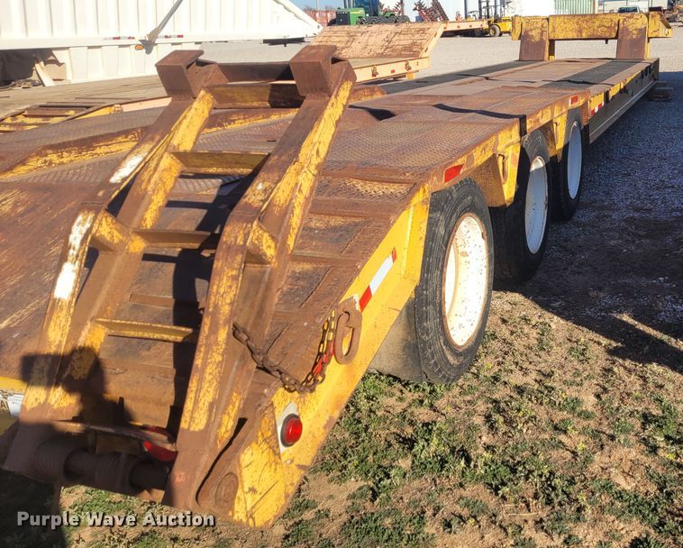 image for item DM1007 1997 Atoka 22-FLLE-50-3  drop deck trailer