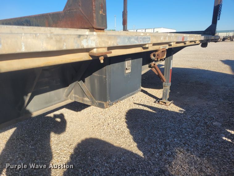 image for item DM1008 1992 Freuhauf Float  flatbed trailer