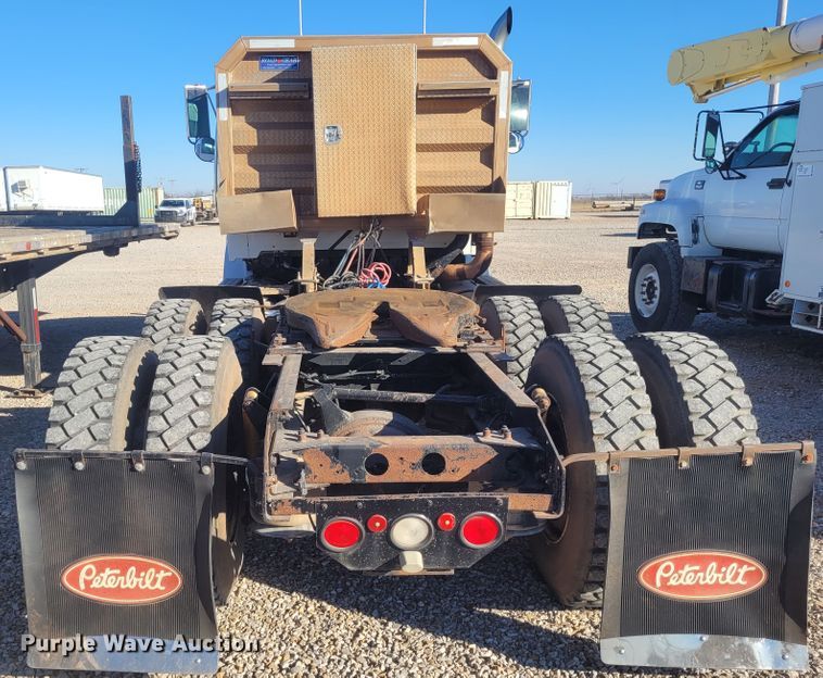 image for item DM1009 2002 Sterling AT9500  semi truck