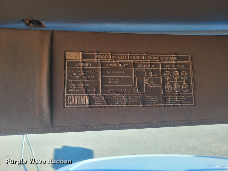 image for item DM1009 2002 Sterling AT9500  semi truck