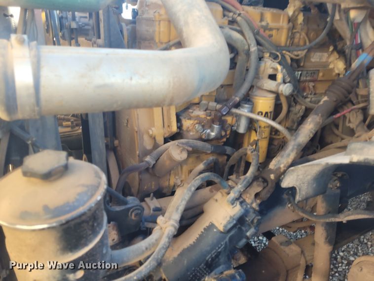 image for item DM1009 2002 Sterling AT9500  semi truck