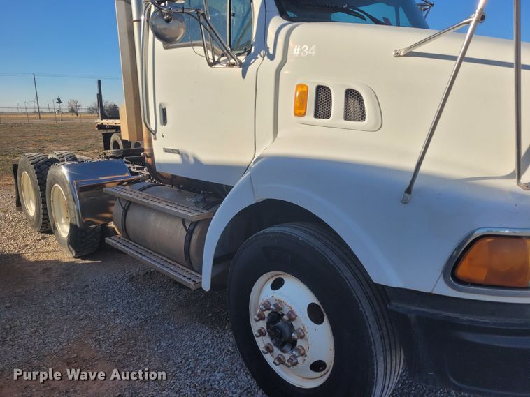 image for item DM1009 2002 Sterling AT9500  semi truck