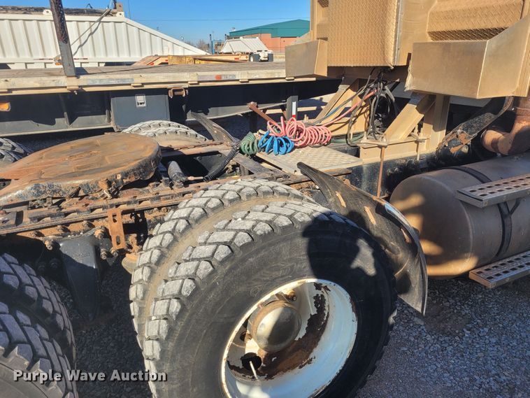 image for item DM1009 2002 Sterling AT9500  semi truck