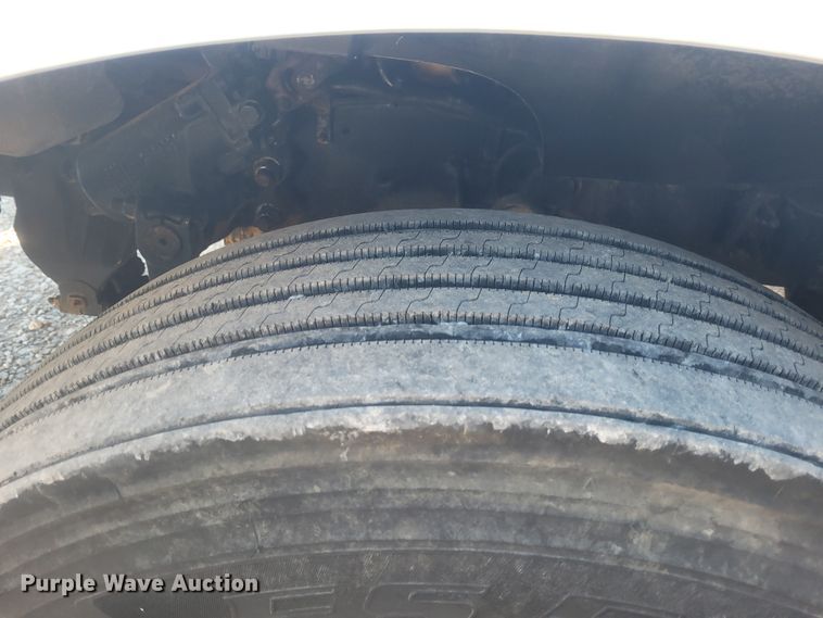 image for item DM1009 2002 Sterling AT9500  semi truck