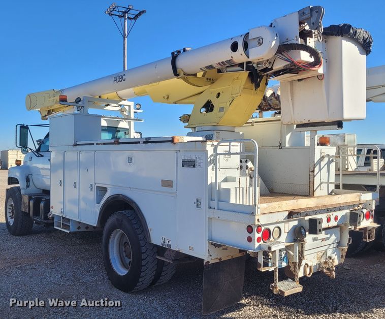 image for item DM1010 2002 Chevrolet C8500  bucket truck