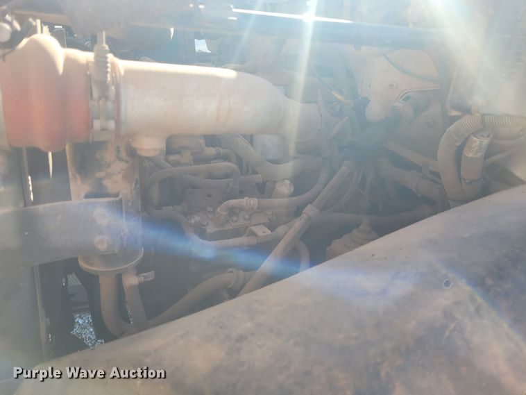 image for item DM1010 2002 Chevrolet C8500  bucket truck