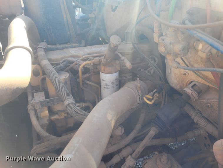 image for item DM1010 2002 Chevrolet C8500  bucket truck