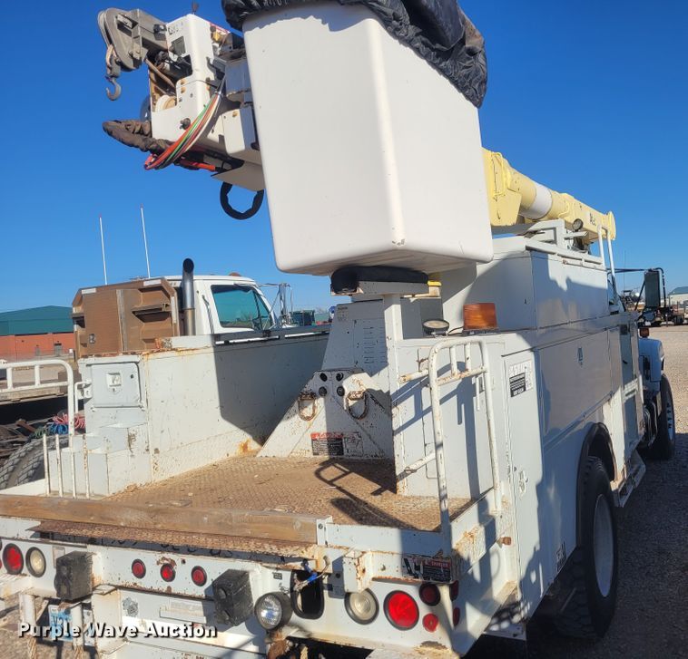 image for item DM1010 2002 Chevrolet C8500  bucket truck