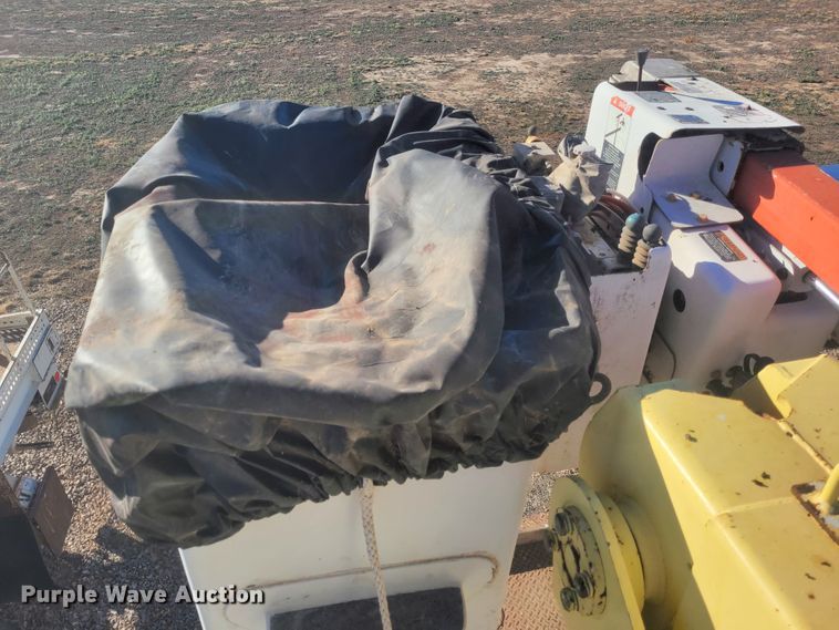 image for item DM1010 2002 Chevrolet C8500  bucket truck