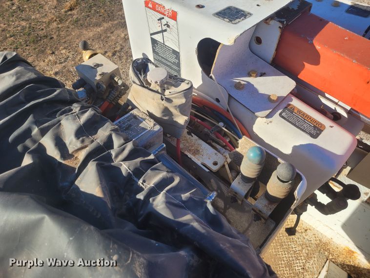 image for item DM1010 2002 Chevrolet C8500  bucket truck