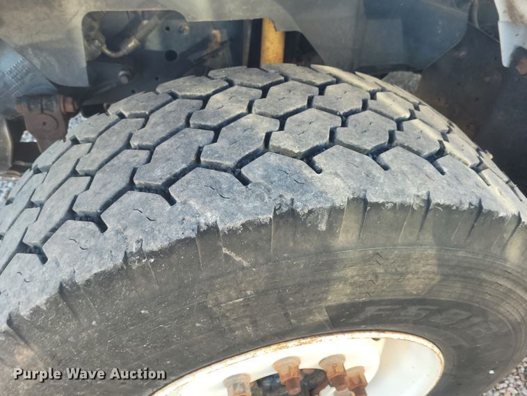 image for item DM1010 2002 Chevrolet C8500  bucket truck