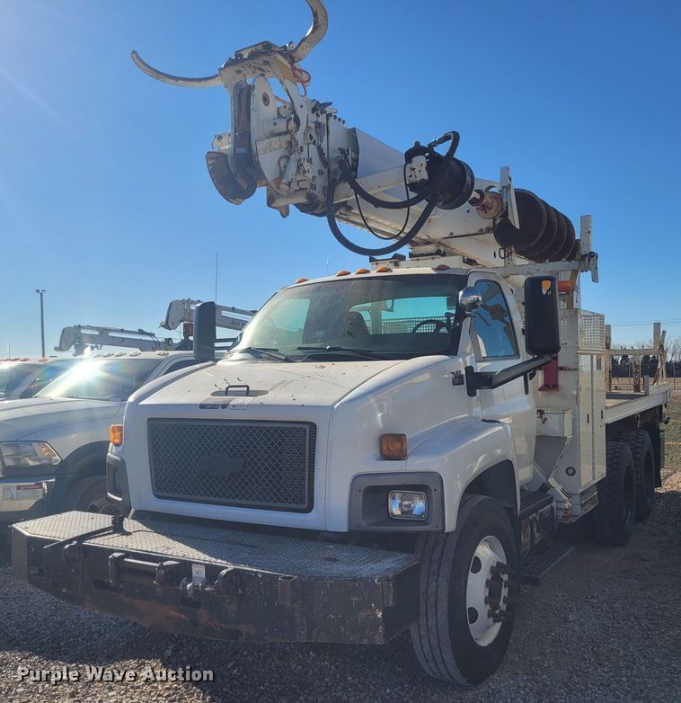 image for item DM1011 2006 Chevrolet C8500  digger derrick truck