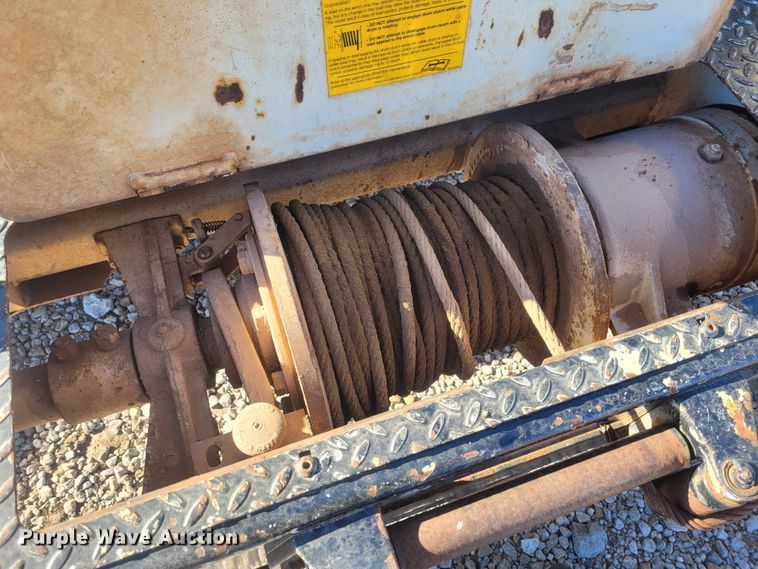 image for item DM1011 2006 Chevrolet C8500  digger derrick truck