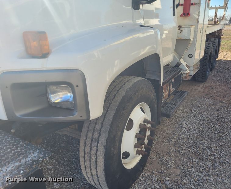 image for item DM1011 2006 Chevrolet C8500  digger derrick truck