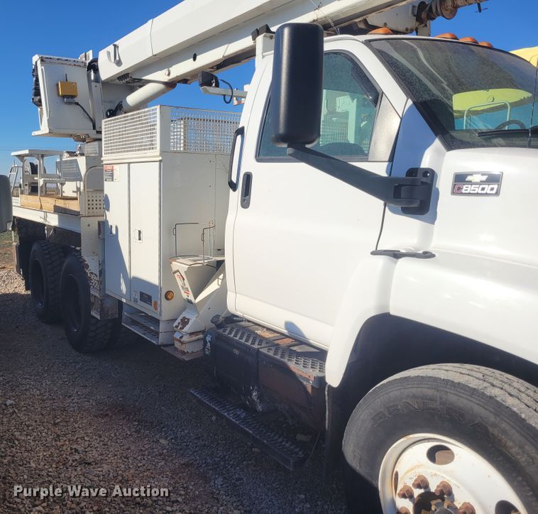 image for item DM1011 2006 Chevrolet C8500  digger derrick truck