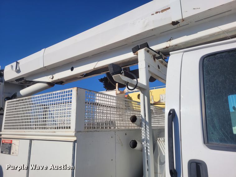 image for item DM1011 2006 Chevrolet C8500  digger derrick truck