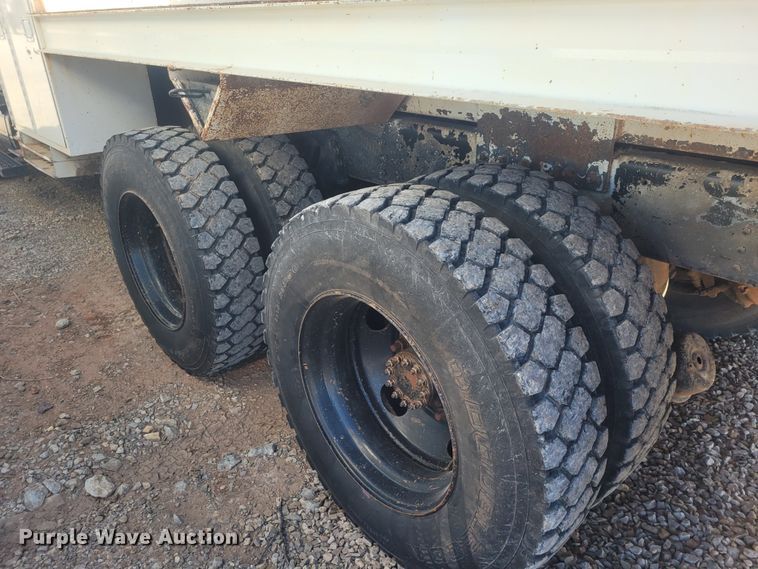 image for item DM1011 2006 Chevrolet C8500  digger derrick truck