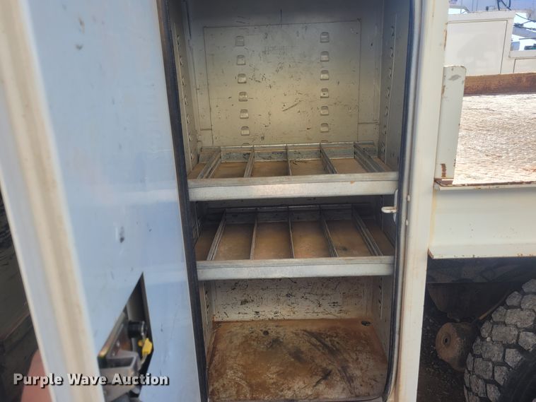 image for item DM1011 2006 Chevrolet C8500  digger derrick truck