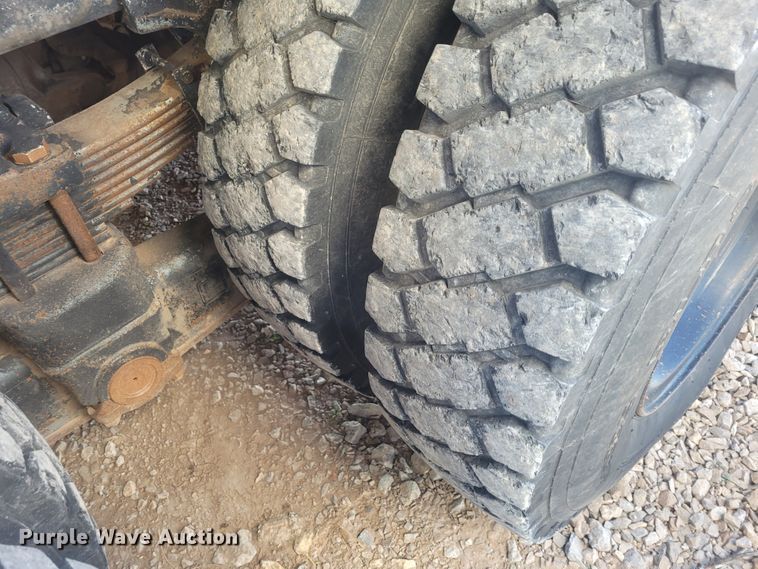 image for item DM1011 2006 Chevrolet C8500  digger derrick truck