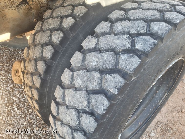 image for item DM1011 2006 Chevrolet C8500  digger derrick truck