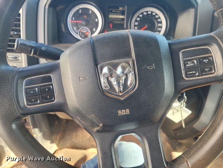 image for item DM1012 2014 Dodge Ram 5500HD  Crew Cab utility / service truck