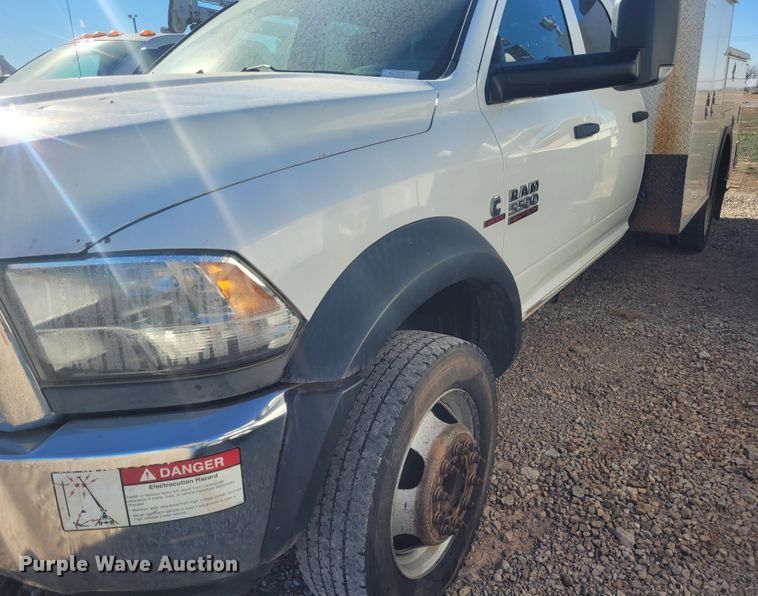image for item DM1012 2014 Dodge Ram 5500HD  Crew Cab utility / service truck