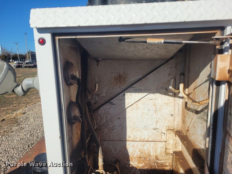 image for item DM1012 2014 Dodge Ram 5500HD  Crew Cab utility / service truck