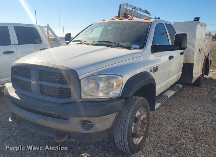 image for item DM1013 2008 Dodge Ram 5500HD  utility / service truck