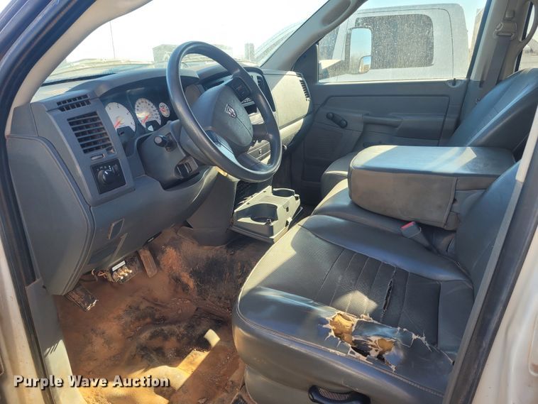 image for item DM1013 2008 Dodge Ram 5500HD  utility / service truck