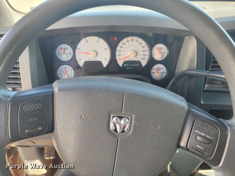 image for item DM1013 2008 Dodge Ram 5500HD  utility / service truck