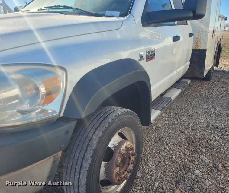 image for item DM1013 2008 Dodge Ram 5500HD  utility / service truck