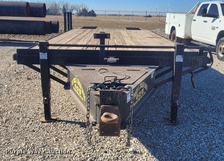 image for item DM1015 2013 Road Boss Dove  equipment trailer