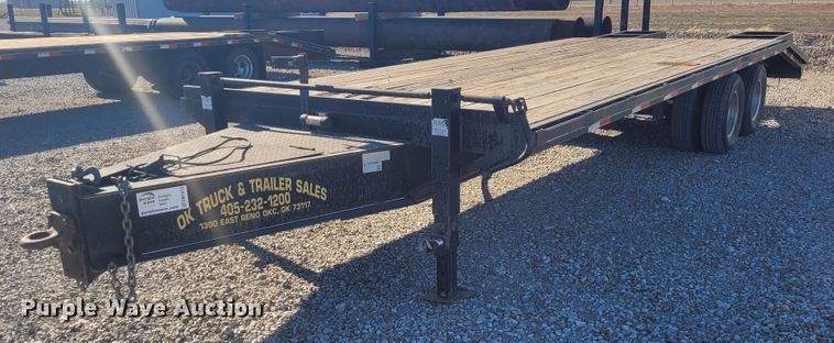 image for item DM1015 2013 Road Boss Dove  equipment trailer