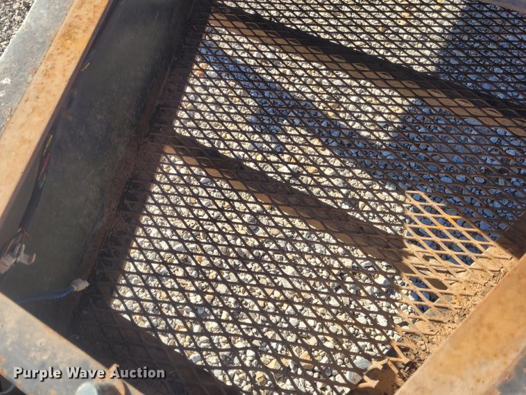 image for item DM1015 2013 Road Boss Dove  equipment trailer