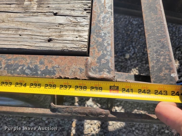 image for item DM1015 2013 Road Boss Dove  equipment trailer