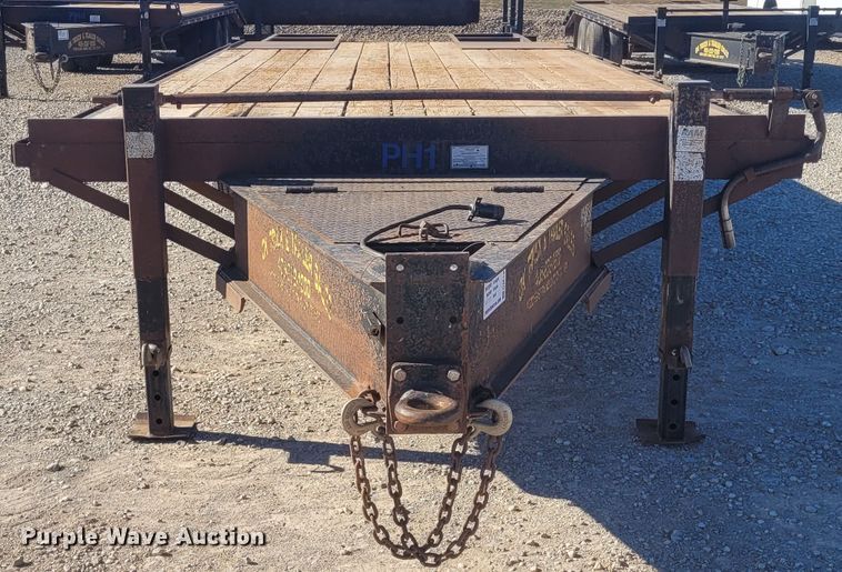 image for item DM1016 2011 Road Boss Dove  equipment trailer