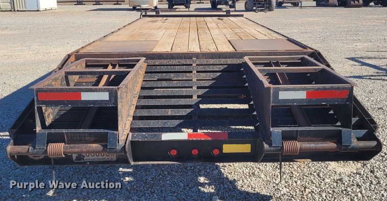 image for item DM1016 2011 Road Boss Dove  equipment trailer