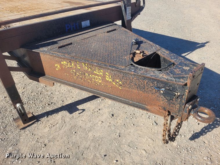 image for item DM1016 2011 Road Boss Dove  equipment trailer