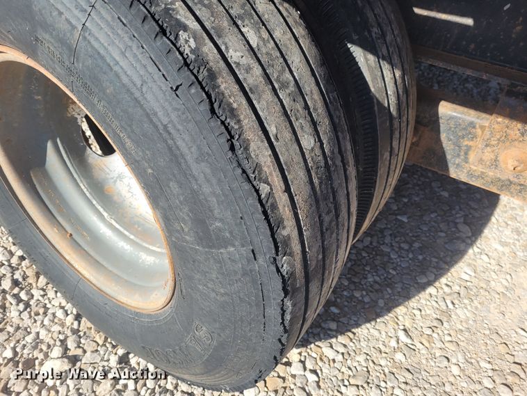 image for item DM1016 2011 Road Boss Dove  equipment trailer