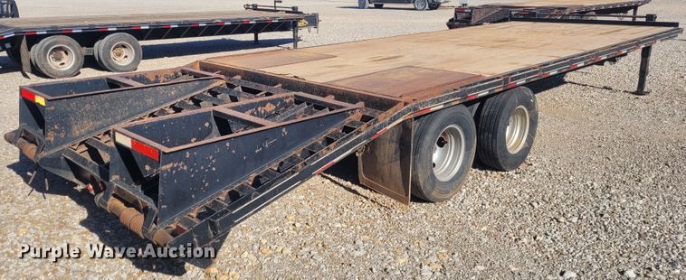 image for item DM1017 2015 Road Boss Dove  equipment trailer