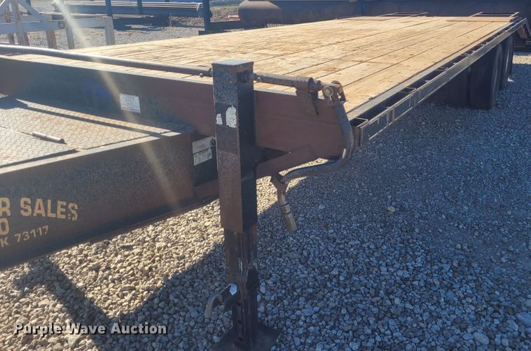 image for item DM1017 2015 Road Boss Dove  equipment trailer